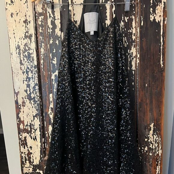 Pearl by Georgina Chapman Dresses & Skirts - Pearl Georgina Chapman of Marchesa LBD cocktail black tie elegant evening dress
